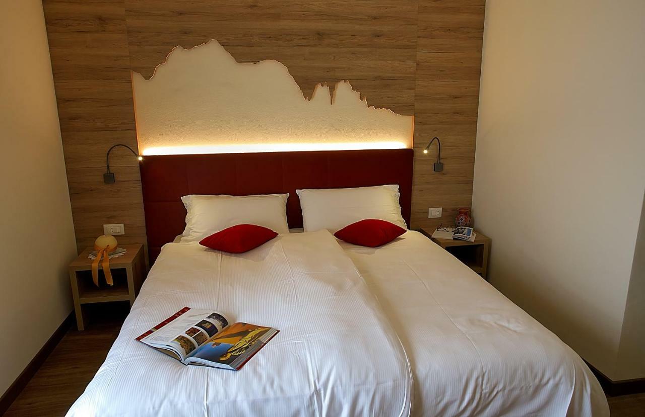 바타로 Botton D'Oro Delle Dolomiti B&B 외부 사진